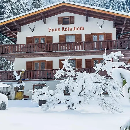 公寓 Haus Koetschach-1 By Interhome *